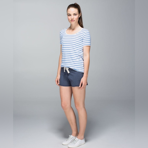 LULULEMON  Every Yogi Tee,Blue White Stripes, Small, EUC - Picture 3 of 10
